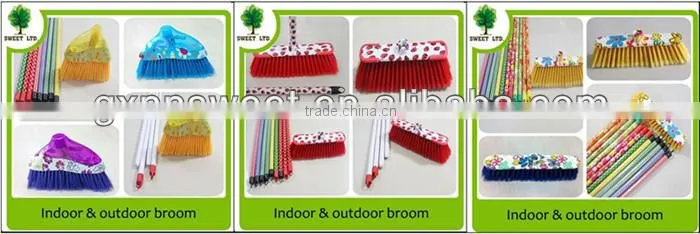 Wholesale broom handle with colorful plastic hook