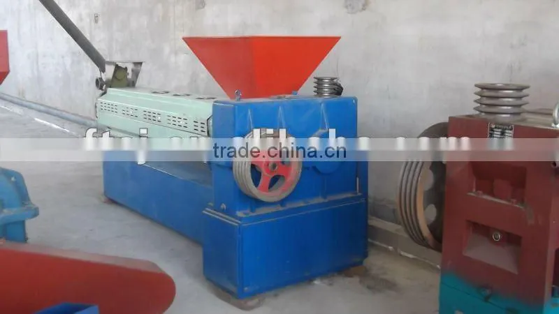 Plastic Particle Granulating Machine
