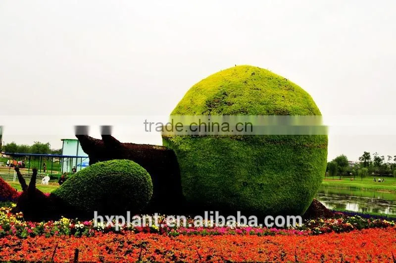 aritificial green sculpture plastic statue