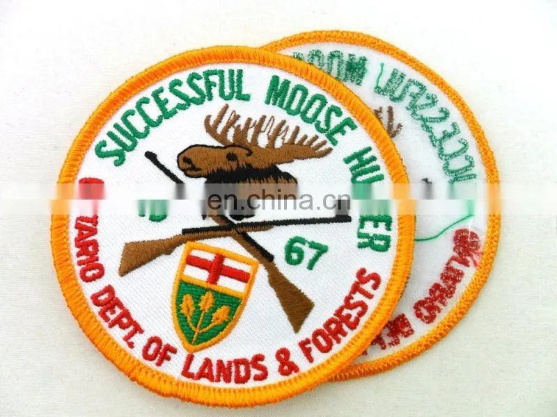 customized heart polyester embroidery patch embrodered iron patch