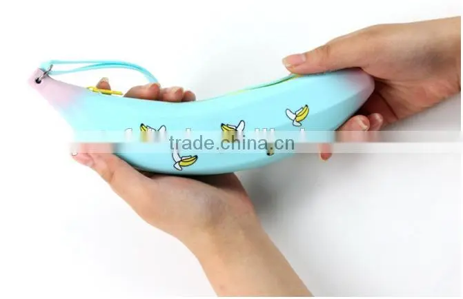 Wholesale durable Banana Shape Silicone Pencil Bag School ,Silicone Office pencil case bag Zipper Silicone Pencil Bags
