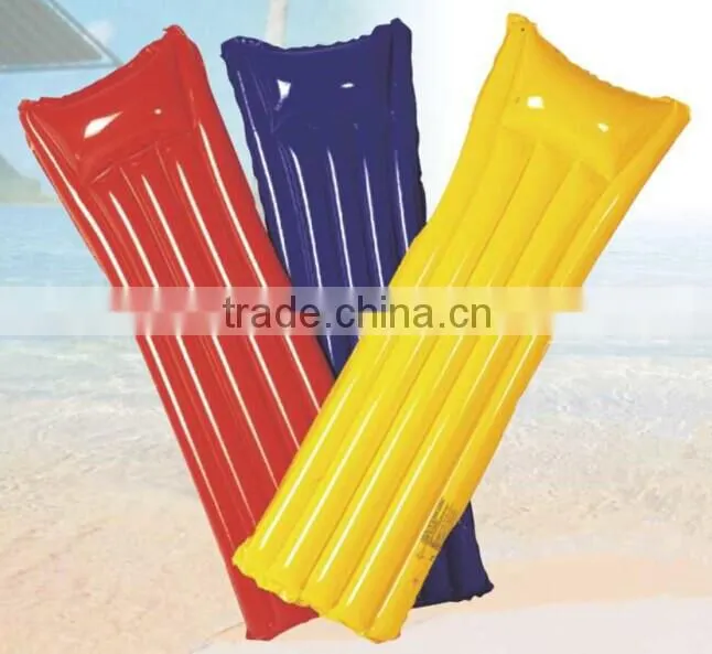 Inflatable beach mattress, colourful pvc beach air mattres for sale