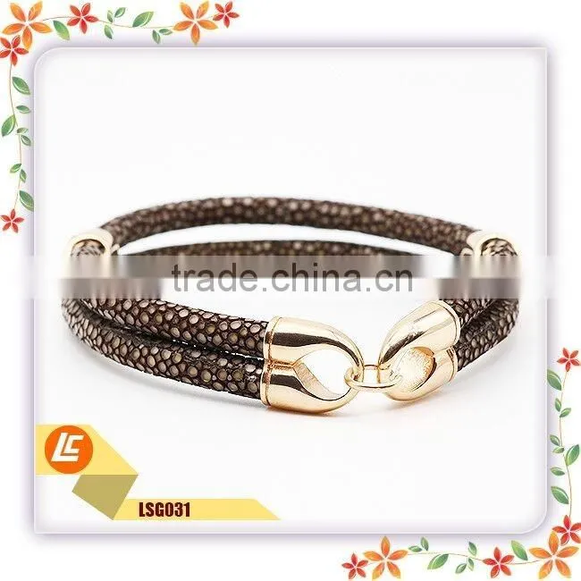 Women best gift grey genuine leather stingray bracelet with rose gold clasp hot sale
