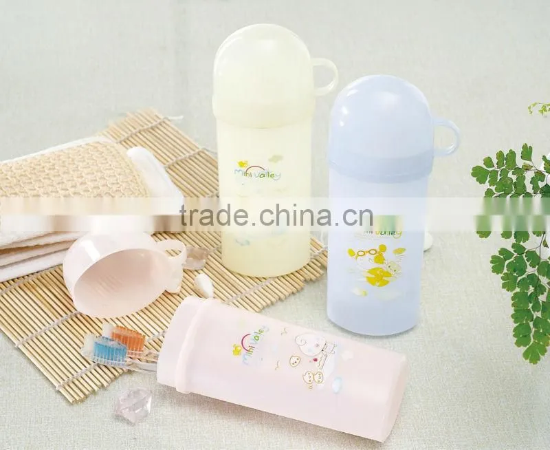 high grade plastic travel toilet things box , tooth brush for promotion items3096