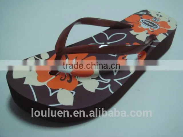 663 LOULUEN Custom EVA Ladies Flat Slippers Wedge Flip Flops For Women With Logo