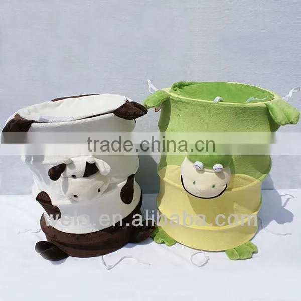Bathroom storage hamper and fabric collapsible hamper