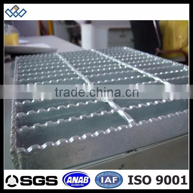 cheap price black steel serrated grating (jiuwang)