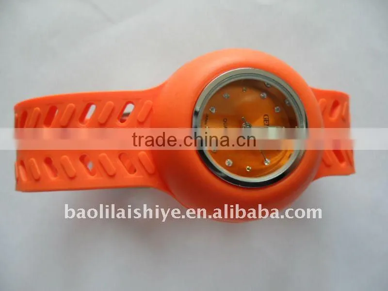 Silicone Wristwatch for Kids ,NEW fashion !