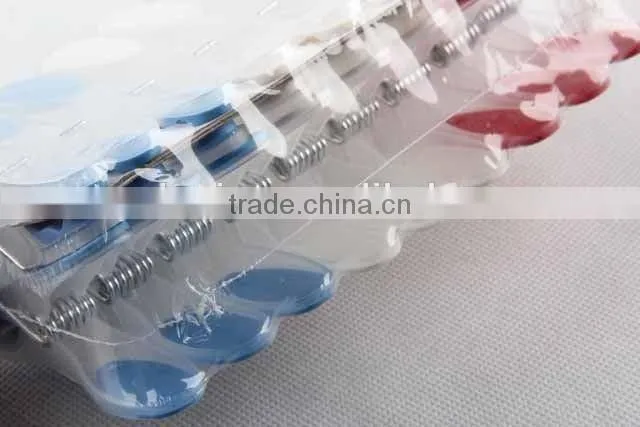 18 pc three colours plastic clothespin