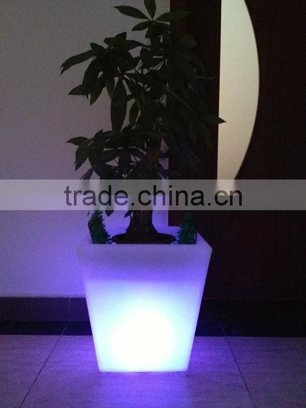 PE Material Rotational Moulding Plastic waterproof colorful LED garden Flowerpot