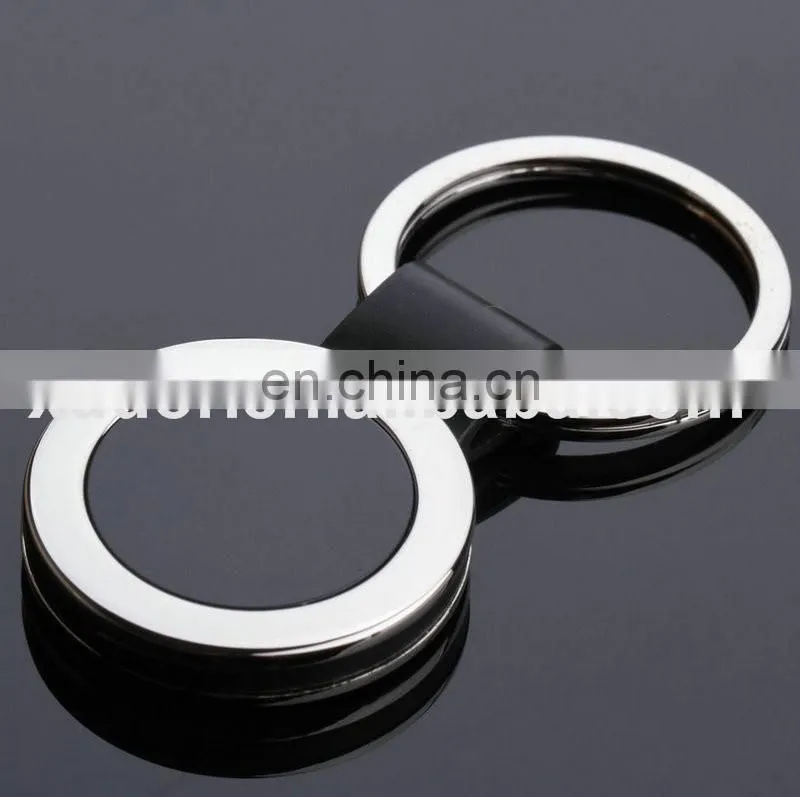 custom round shape black color pvc rubber keychain