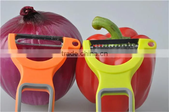 2015 Best Selling Supplier Julienne Peeler With Rubber Handle