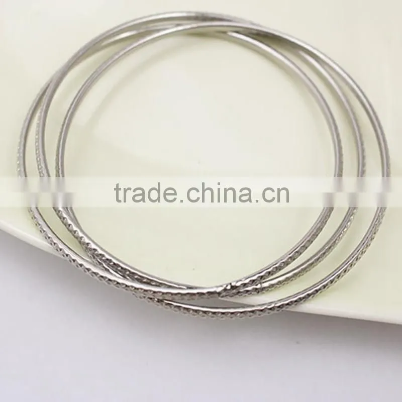 European American Textured Stainless Steel 3pcs Thin Silver Bangle Bracelet