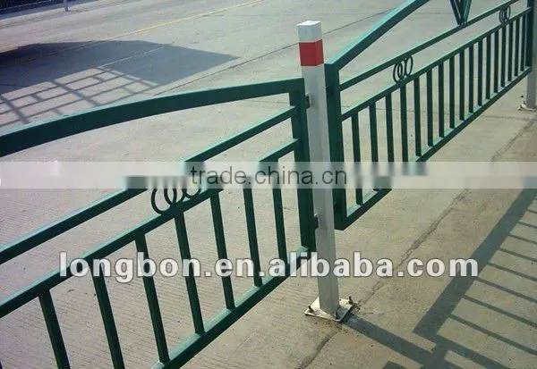2014 Top-selling hand forged modern iron fence design
