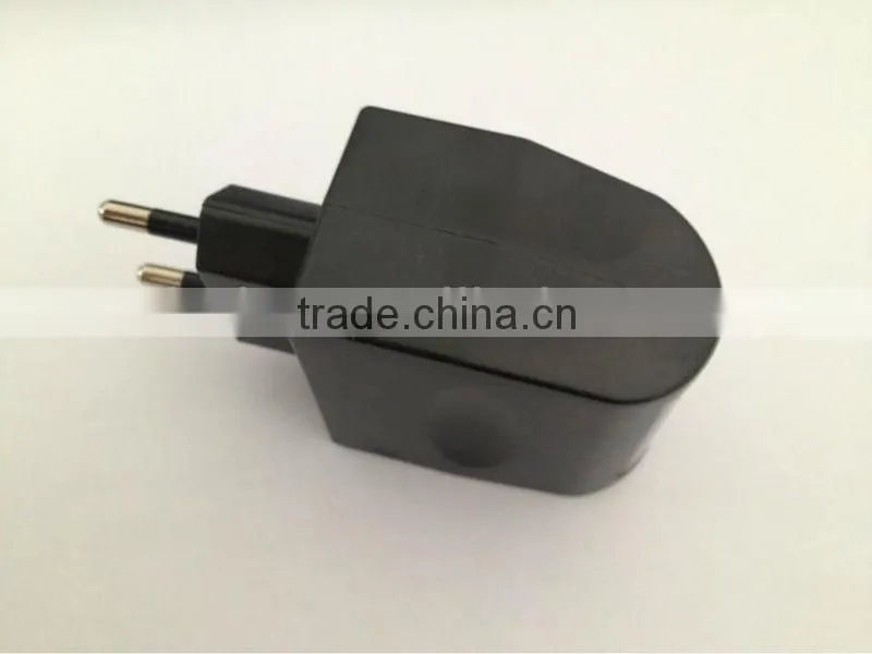 EU plug 110/240V to 12V AC/DC adapter car charger converter