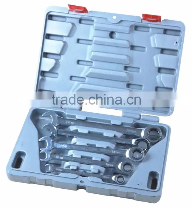 High Quality Combination Ratchet Wrench Set with Blow Mold Case