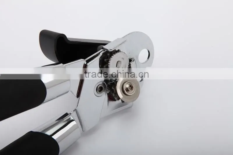 black TPR handle tin opener