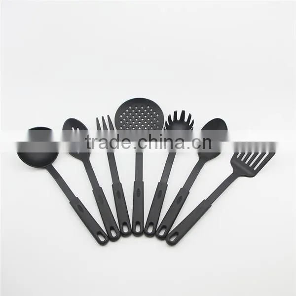 Good quality nylon kitchen tools plastic kitchenware