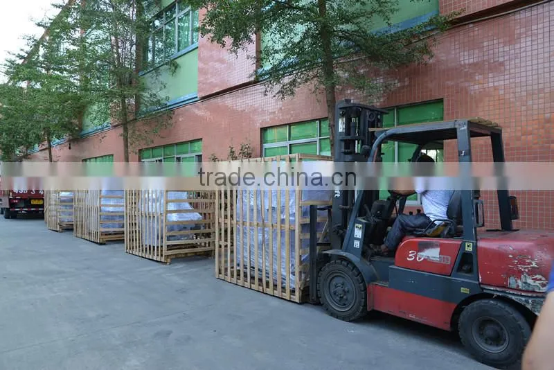 Aotomatic adhesive tape roll to sheet cutting machine