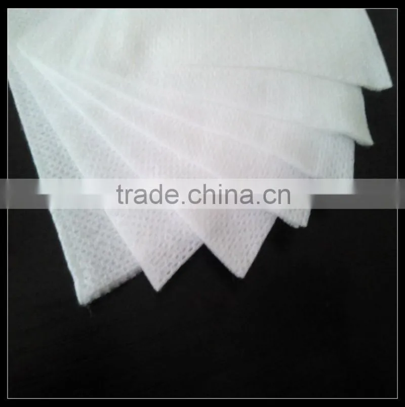 Non-woven white napkins