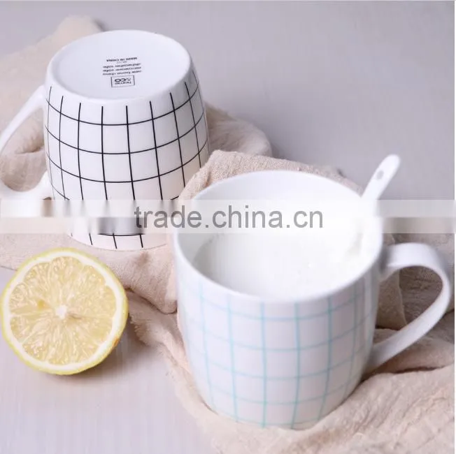 12-Ounce Porcelain Coffee Mug Red (white Dots Stripes grey )