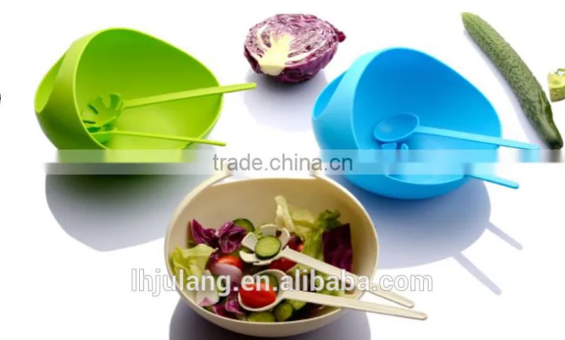 Useful plastic salad bowl with forks for Kitchen / plastic big salad bowl with forks set