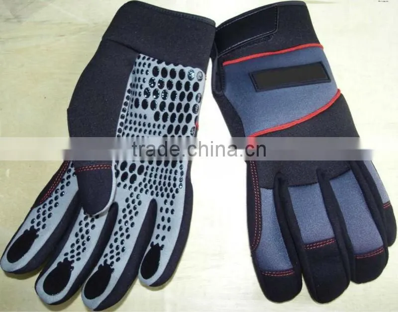 Black Liner Glove Touchscreen