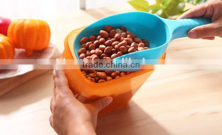 High quality PP material custom food scoop for ice cream, unique food scoops manufacturer