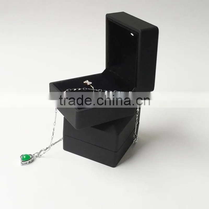Hot sale wholesale customized gift LED ring box for girlfriend