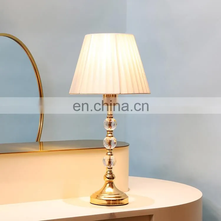 Elegant crystal decorative design modern bedroom metal night lamp for bedside