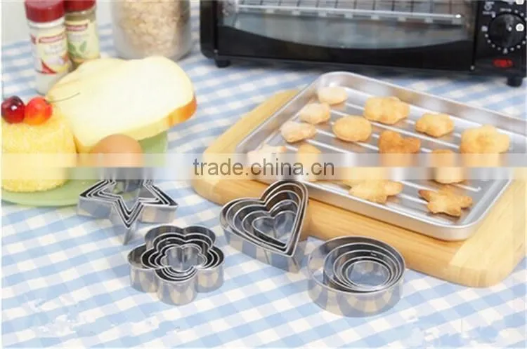 Bulk metal cookie cutters bread shaped