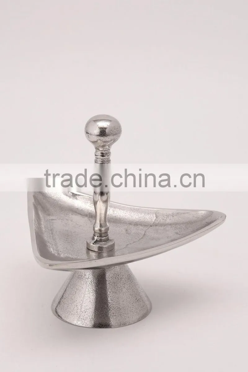 Elegant Decorative Cake Stand