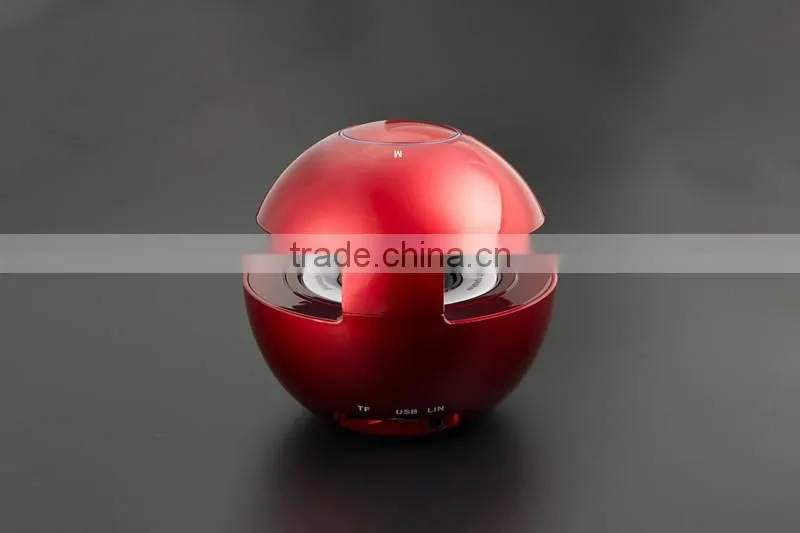 Fashion desgin colorful led change wireless Bluetooth car speaker with handsfree call function