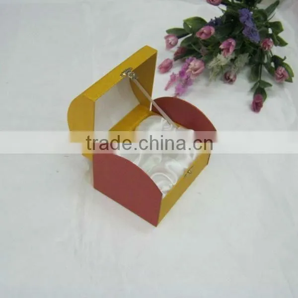 Paper Lady Jewelry Gift Box / Paper Perfume Bracelet Box