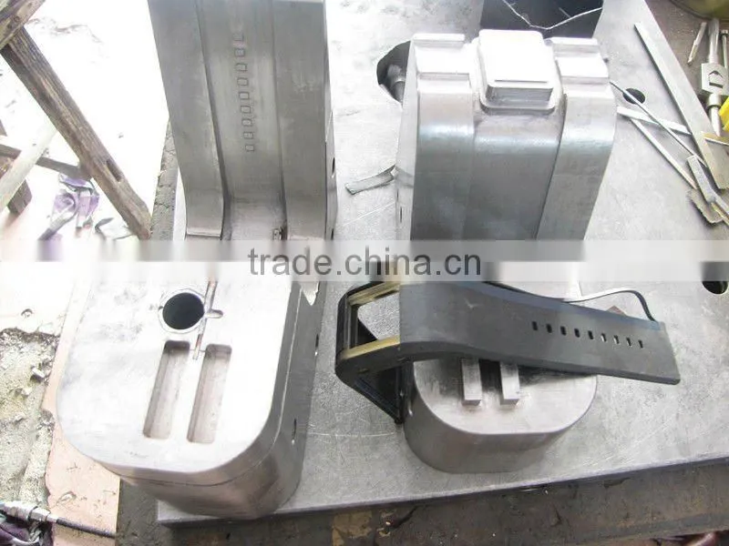 Silicone injection molds maker