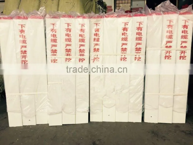 fiberglass driveway marke/sign pile