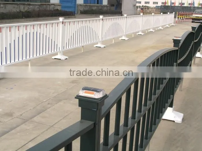 Better anti aging properties cheap highway crowd barrier