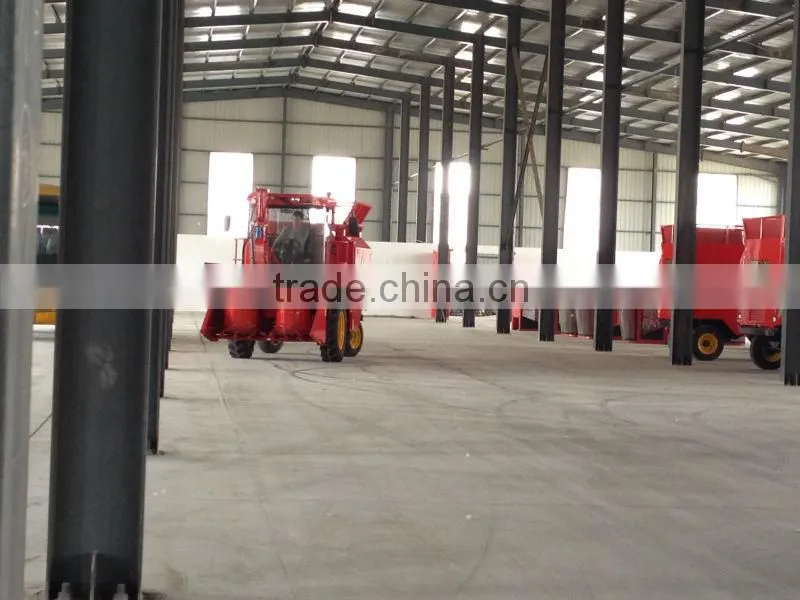 Good modern agricultural machinery 4QZ-1800 self-propelled mini corn harvester machine