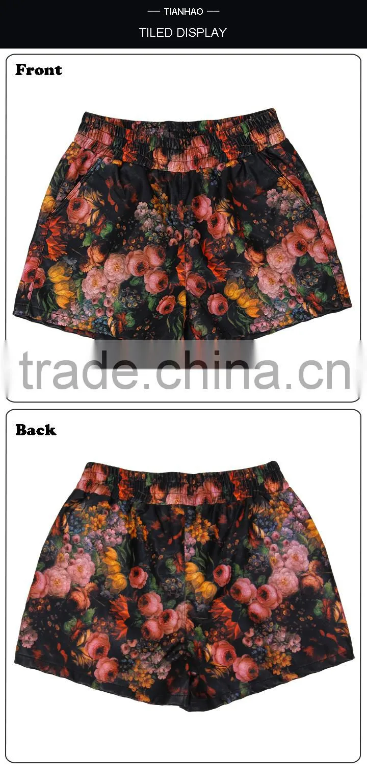 2016 Fashionable Women Garment Leather Shorts with Custom Flower Pattern