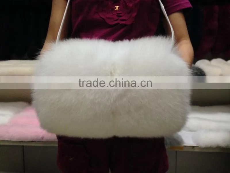 Stylish Raccoon Fur Handbag Silver Fox Fur Hand Warmer Animal Fur Purse And Wrist Warmer
