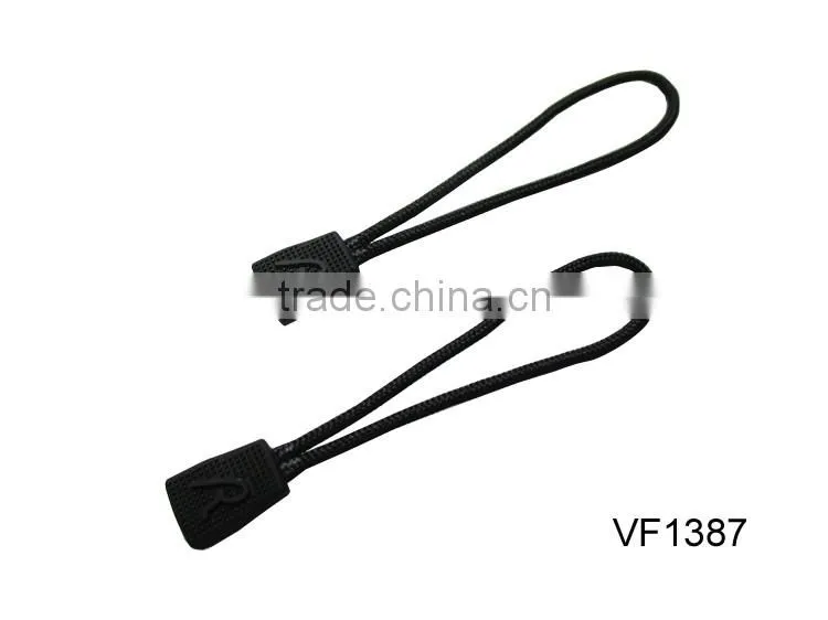 Custom rubber puller for outdoor garment