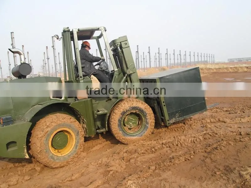 Heavy Duty 5 ton Rough Terrain Forklift Truck With Diesel engine