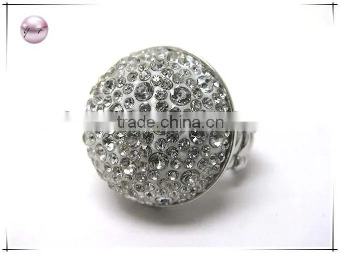 Crystal stud puffy round stretch ring