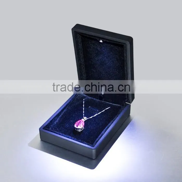 Wholesale High quality ring box with PU leather LED light