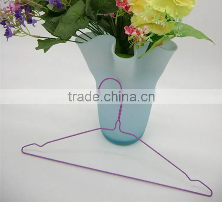 Plastic powder-coated wire hangers for simply laundry