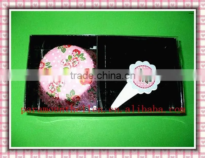 Wholesale paper cupcake liners cupcake cases baking cup plastic tube package for supermarket