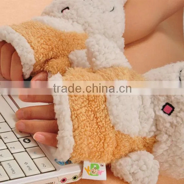 Winter exquisite&cheap stuffed toys anime gloves in china shenzhen OEM