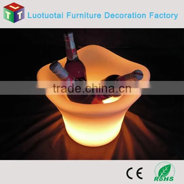 Illuminated rechargeable battery operated led ice bucket