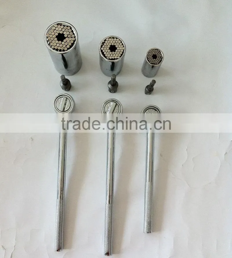 Universal Socket Metal Wrench Gator Magic Grip