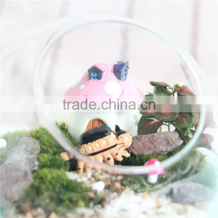 Mini CUTE fashional Resin decoration, ZAKKA mushroom small home furnishing articles Mini house resin home background props